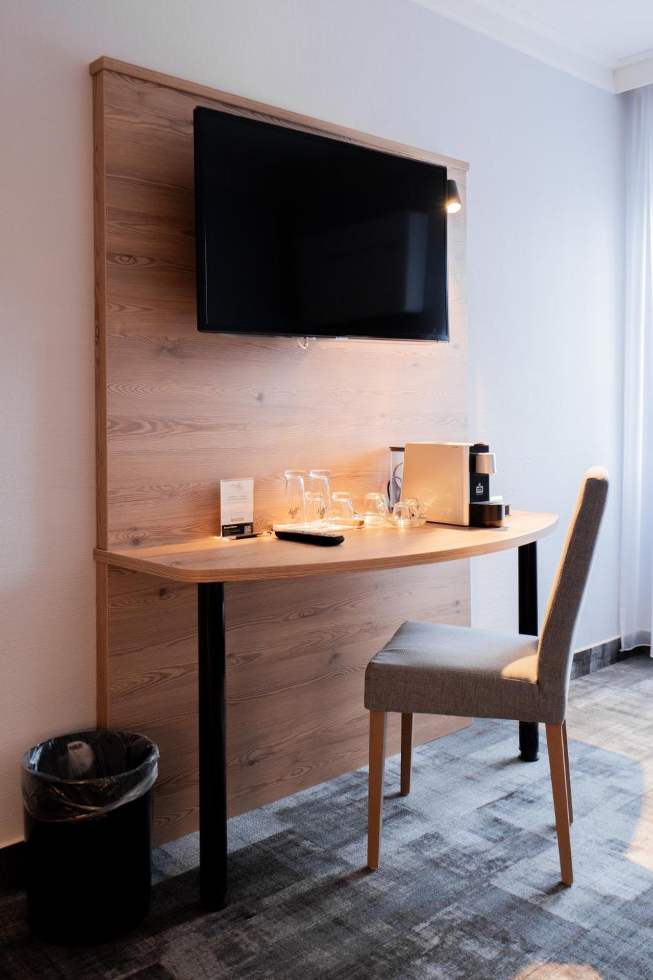 Hotel Adler - Paulas Alb Ehingen  Pokój zdjęcie